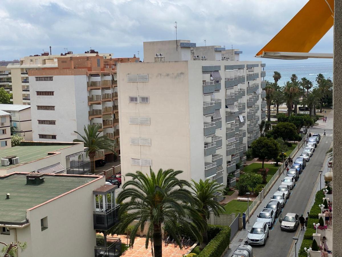 Apartamento Con Piscina En 1ª Linea De Playa En سالو المظهر الخارجي الصورة